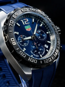 MEGA PROMOÇÃO Relógio Tag Fórmula 1 Pulseira Azul Extremamente Luxuoso e de Destaque + FRETE GRÁTIS