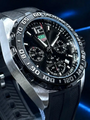 MEGA PROMOÇÃO Relógio Tag Fórmula 1 Pulseira Preta Extremamente Luxuoso e de Destaque + FRETE GRÁTIS